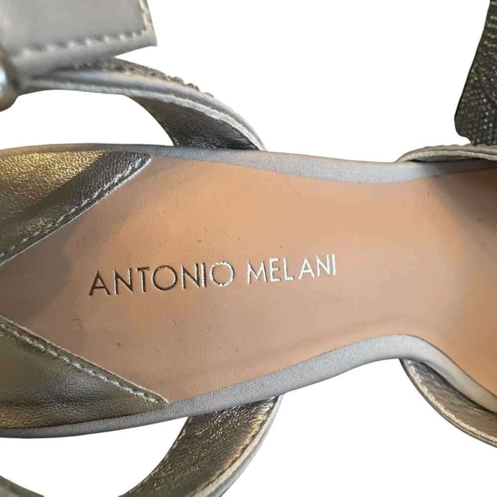 ANTONIO MELANI dazzling silver